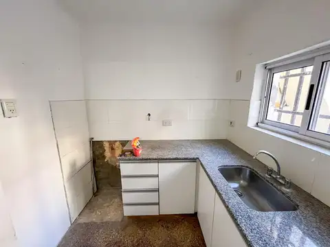 Departamento en Alquiler en General Jose De San Martin, $ 470.000