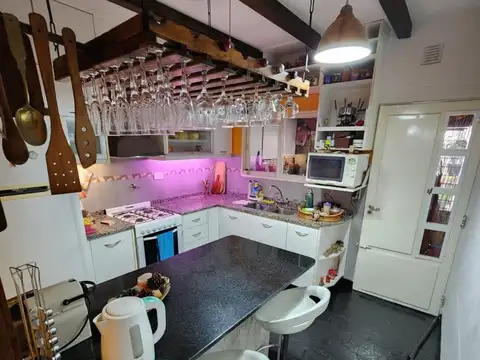 Depto Tipo Casa 3 ambientes con 2 baños