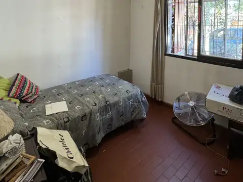 Casa 2 ambientes con 1 baño