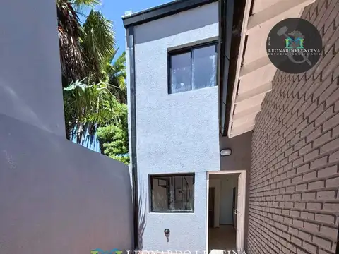 Depto Tipo Casa en Venta al Este