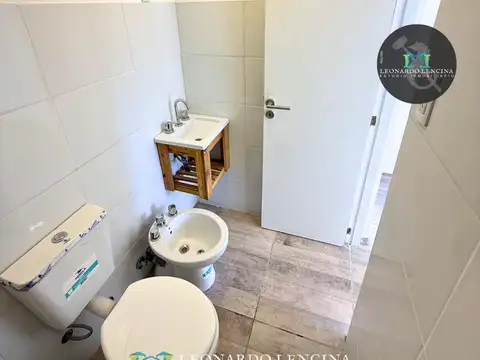 Depto Tipo Casa en Venta con 1 cocheras