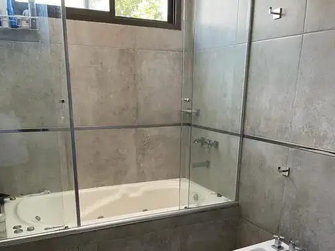 Casa en Venta en Pompeya, USD 220.000