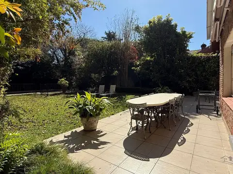 Casa en Venta en Acassuso Libertador  /  Solis, USD 1.300.000