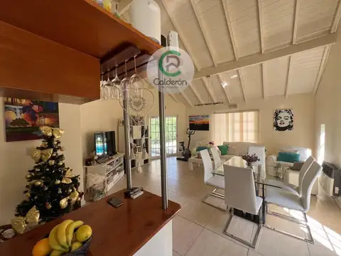 Casa en Venta con 1 cochera