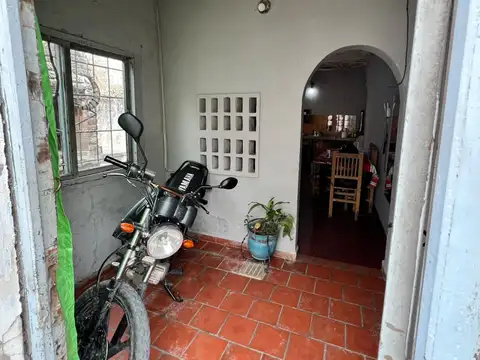 CASA INTERNA PH A REFACCIONAR ENTRE RIOS 3840