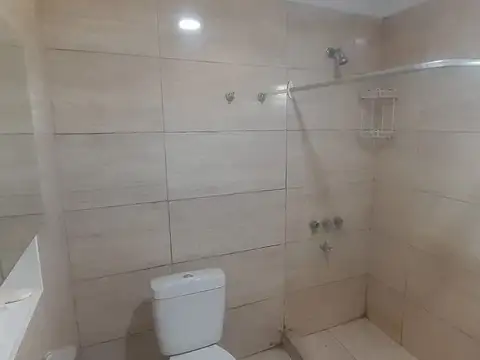 Casa en Venta en Berazategui, USD 49.000