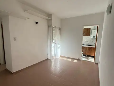 2 Ambientes Lateral I Muy Luminoso I Excelente Ubicación