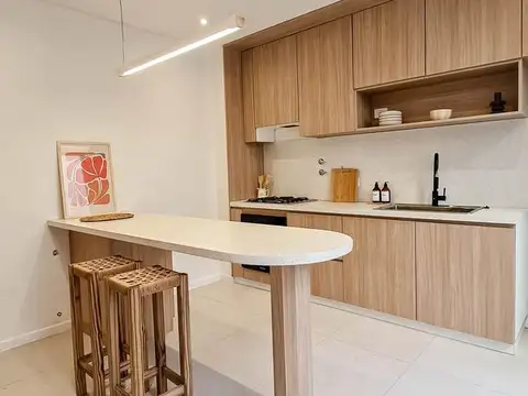 Casa de Pasillo Tres Dormitorios Zona Centro