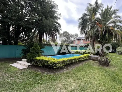 QUINTA CON PILETA Y QUINCHO EN LELOIR A 100 MTS AUTOPISTA