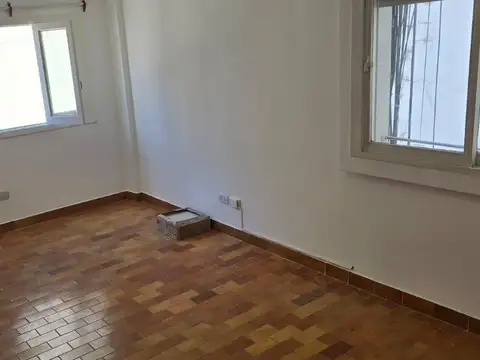 Departamento en Alquiler en Balvanera, $ 400.000