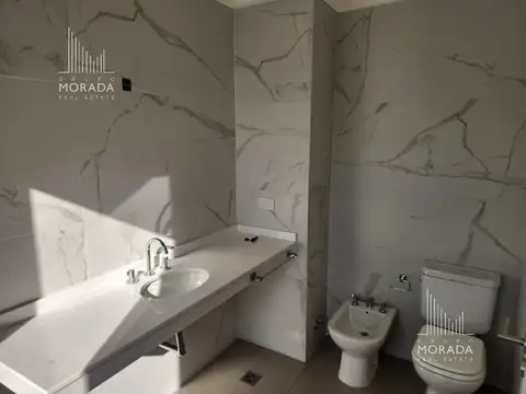 Venta casa 5 ambientes en Santa Elena Pilar