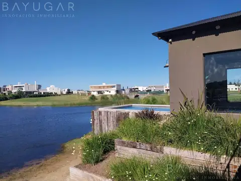 Ruta 25 S/N  Aguas Privadas