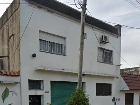 DEPTO 3 AMBIENTES  EN VENTA  C /PATIO Y PARRILLA