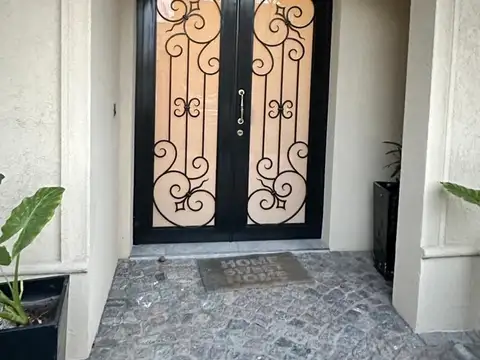 Casa en Venta en Castaños 4 dormitorios, Nordelta 100