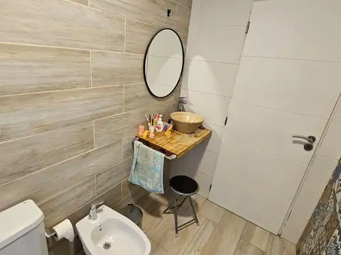 DOS CASAS EN UN LOTE DE 800m2 EN BELLA VISTA OESTE