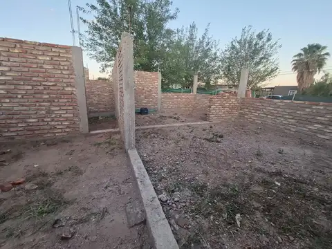 Venta casa/lote en obra grueso primavera mendoza