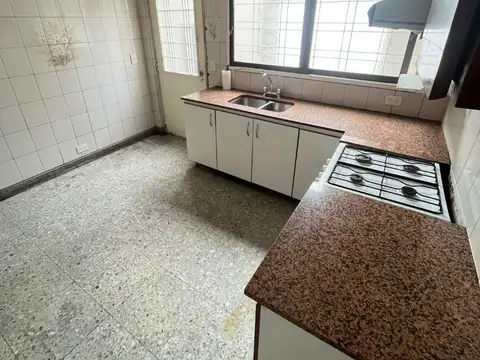 Depto Tipo Casa en Alquiler en Villa Santa Rita, $ 1.150.000