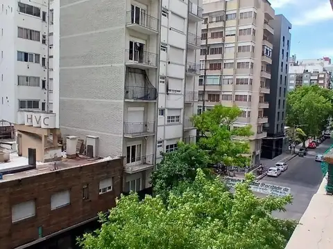 Venta de departamento - 1 ambiente - a la calle - Plaza Colon - Mar del Plata