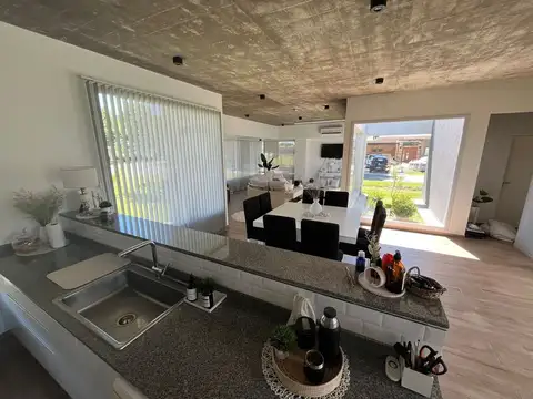 Casa en Venta en Haras Del Sur, USD 240.000