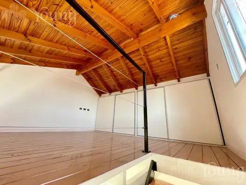 Depto Tipo Casa en Venta de 1 dormitorio