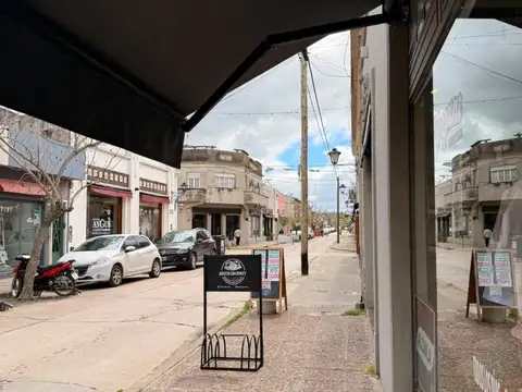 LOCAL COMERCIAL EN PLENO CENTRO