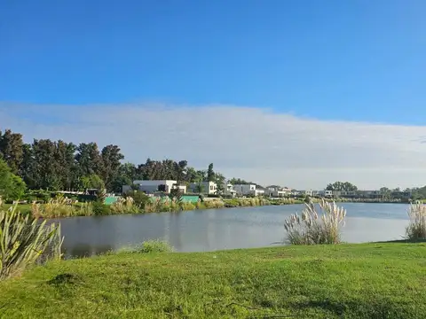 Terreno en Venta en Pilar, USD 295.000