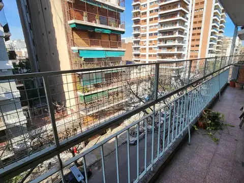 Departamento 4 ambientes con 2 baños