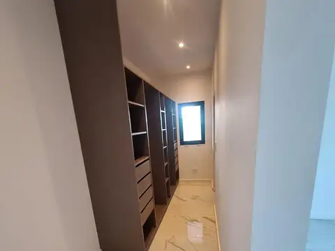 LCF. CASA DE CALIDAD A ESTRENAR EN SANTA SOFIA PILAR DEL EST