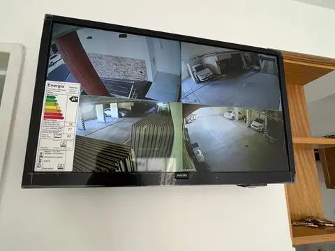 Venta Dpto Monoamb c/ cochera, equipado amplio. Con renta