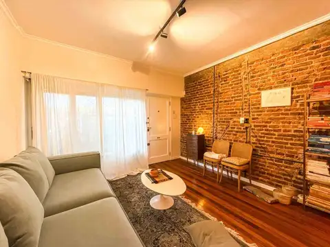 Depto Tipo Casa en Venta en La Lucila Vias / Libertador, USD 210.000