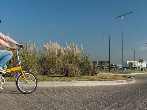 Terreno en Venta 30  mts Fondo