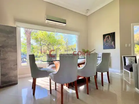 Venta Casa, Barrio Santa Ana, Francisco Alvarez, Moreno