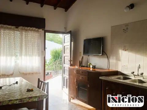 Chalet y Hermoso Departamento en barrio tranquilo - C606