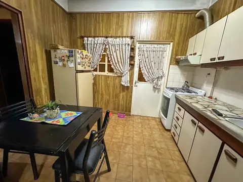 Depto Tipo Casa en Venta de 6 ambientes