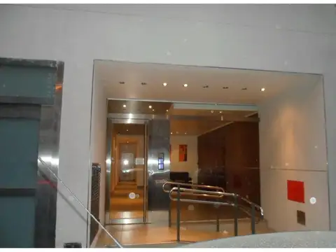 1 AMBIENTE DIVIDIDO, CON BALCÓN AL FRENTE - PLACARD Y BAÑO COMP
