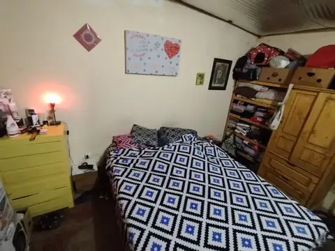 Casa 2 ambientes con 1 baño