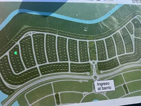 Avenida de los Lagos