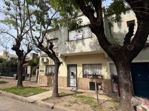 DEPARTAMENTO PH VENTA HAEDO 3 AMBIENTES