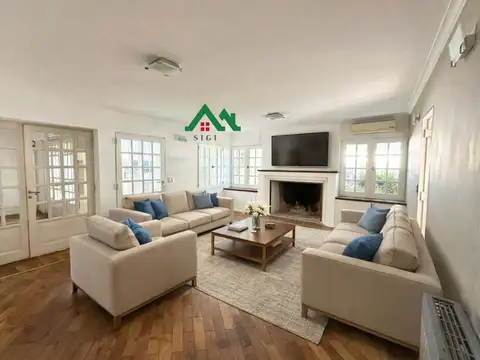 Casa en venta de 3 dormitorios con patio amplio y pileta en Urca