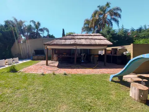 Casa en Venta en Alvarez, USD 125.000