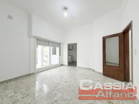 Depto Tipo Casa en Alquiler de 3 ambientes