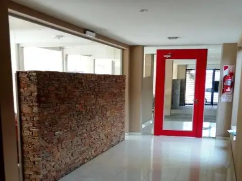 Av. Argentina 700 , Piso 4