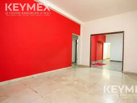 GALPÓN SECTOR DE OFICINAS EN 2 PLANTASINMUEBLE INDUSTRIAL / COMERCIAL SOBRE LOTE PROPIO