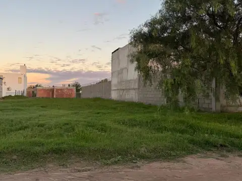 Terreno en Venta en Villa Mercedes, USD 19.000