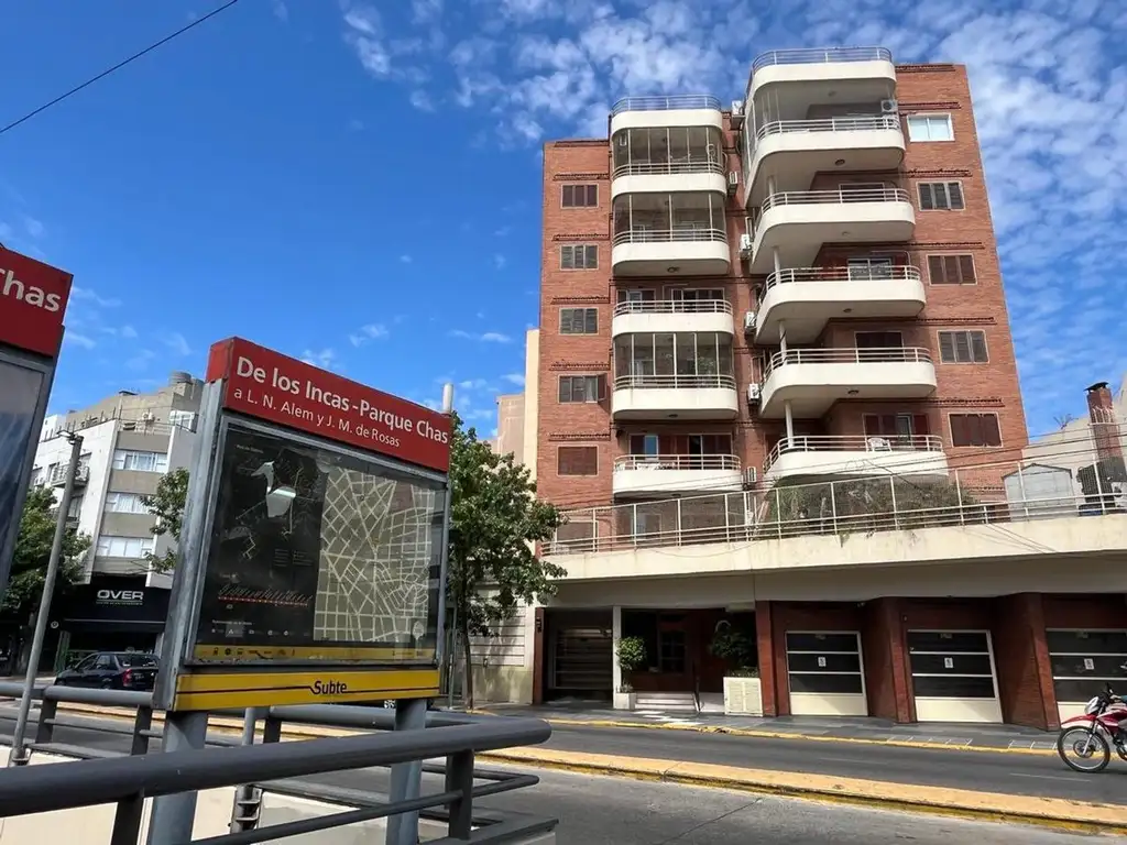 Avenida Combatientes de Malvinas 3200