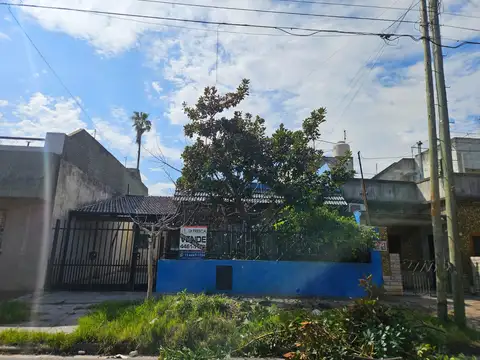 CASA 3 AMB A RECICLAR
