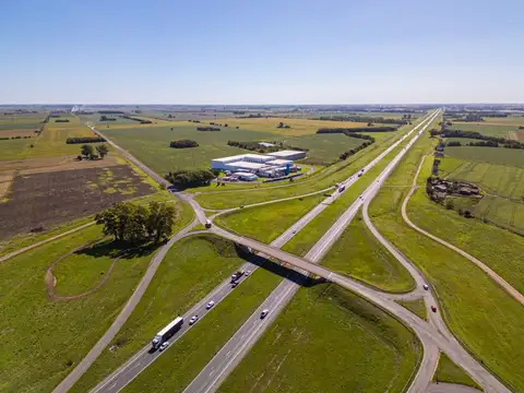 CAMPO EN VENTA 12.5 HA ZONA INDUSTRIAL