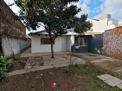 Casa en Venta en Villa Libertad Lote Propio