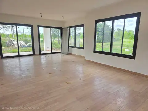 Casa PH  en Venta en Pinares CC, Exaltación de la Cruz, G.B.A. Zona Norte