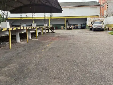 ALQUILER  DEPOSITO RAMPA CAMIONES GALPON RAMOS 